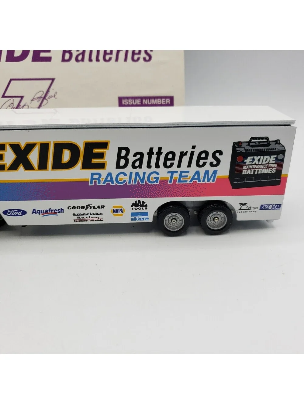 VTG Winross Die Cast Trucks NIB Geoff Bodine Exide Hauler Batteries Racing